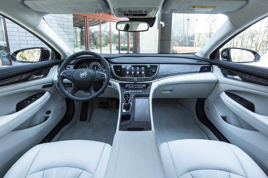 Торпедо Buick LaCrosse Avenir 2019 года  (CN) (фото 19 из 25)
